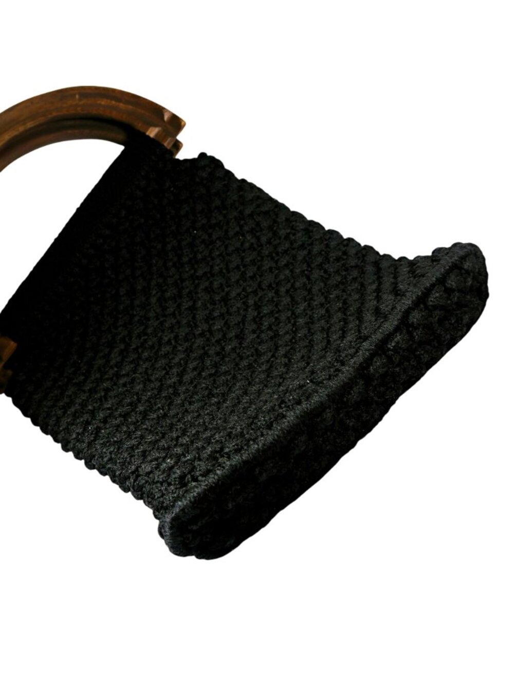 Vintage 1970s Black Macrame Purse with Wooden Handles & Floral Lining - Picture 5 of 6
